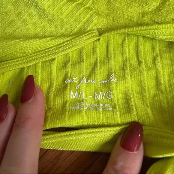 Urban Outfitters Out From Under Neon Green Crop Bralette Top Women’s Size Medium - Picture 3 of 4